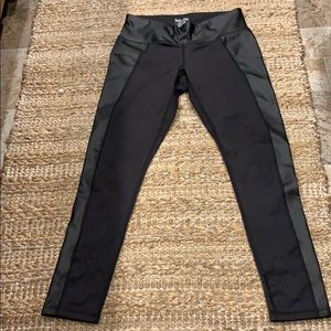 Splendid faux leather leggings M